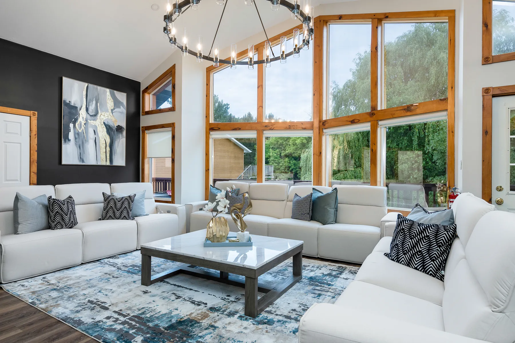 Professionally designed Zyen Homes vacation rental